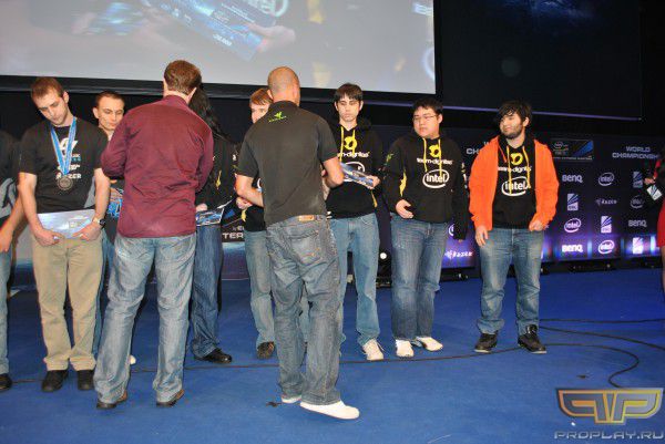 Dignitas ���������� �� 2-� �����